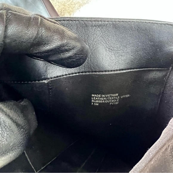 Michael Kors Black Leather Pointed Toe Stiletto Heel Knee High Boots - Picture 7 of 7